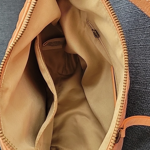 Lucky Brand Nude Blush Leather Crossbody - Picture 9 of 13